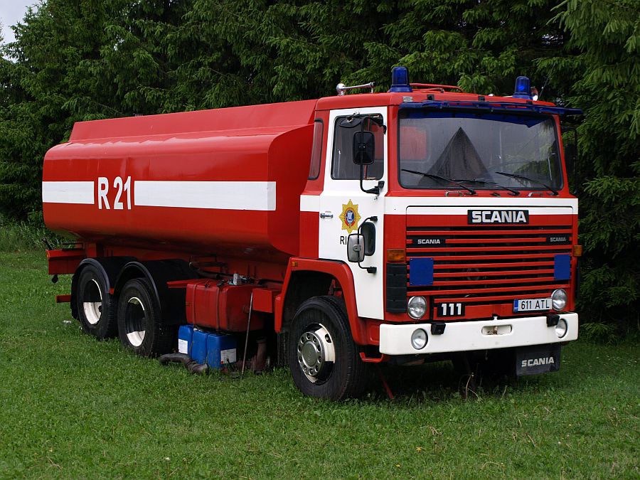 * endine Risti 2-1 (611ATL)
Scania LBS 111S 38 6X2 (1982) - 14700L
14.06.2009
Risti
(praegu Väätsa 2-1)
