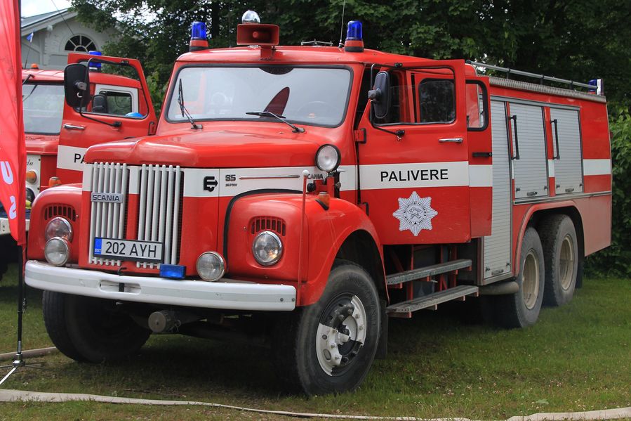 * endine Palivere 3-2 (202AYH)
Scania LS85S 42 50 6x2 (1974) - 4000L
23.06.2014
Risti, Läänemaa
(ex Hanko, Soome)
