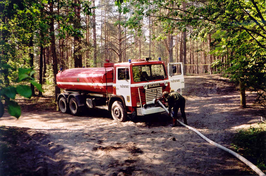 endine Nõmme 2-1 (096AEH)
Scania LB 85 S 38 (1976)
2002
Pääsküla raba
autor: teadmata
