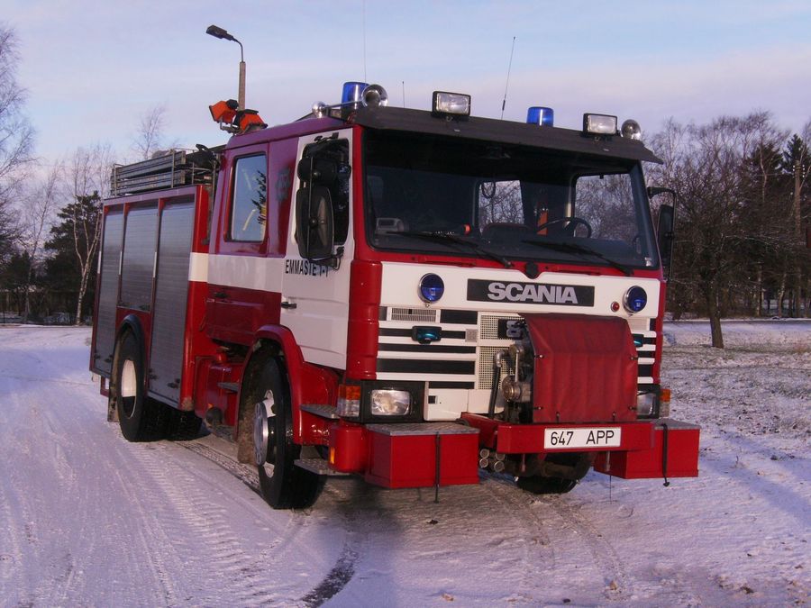 Emmaste 3-2 (647APP)
Scania G 82 MD (1981) - 3000L
21.11.2008
Käina, Hiiumaa
(ex. Norrtälje, Rootsi)
