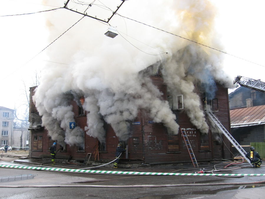 Põleng Kalamajas
15.04.2006
