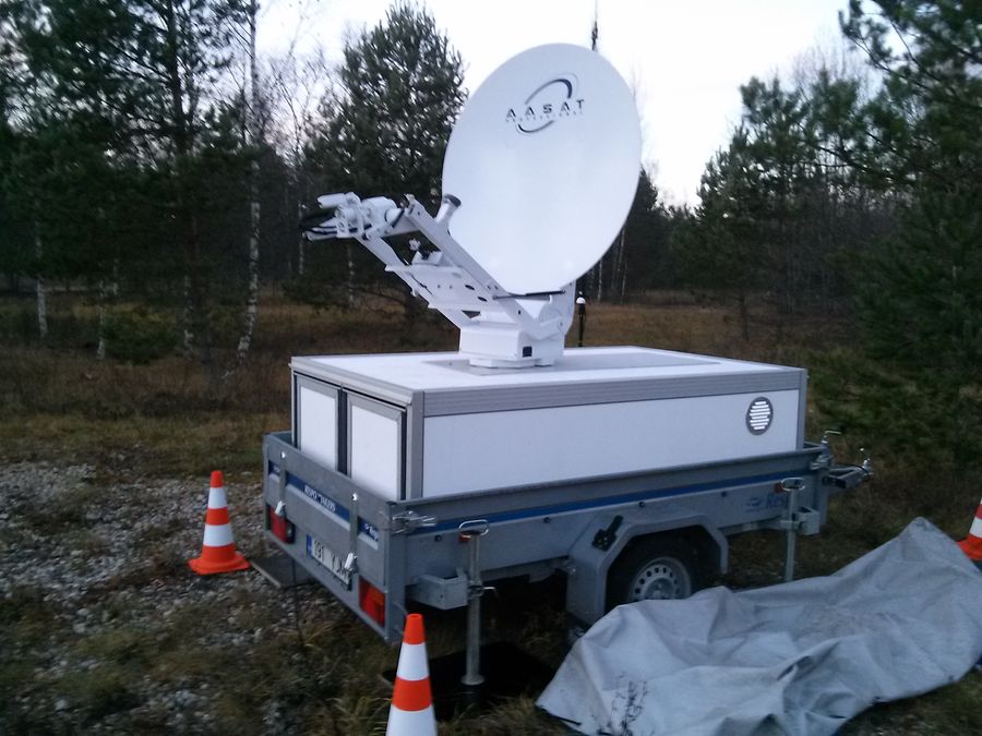 SMIT raadioside tugijaam
Lõuna- Eesti regionaalne kriisiõppus "Werrex 2015". SMIT spetsialistid tõid kohale oma raadiside tugijaama.
Võtmesõnad: SMIT, tugijaam
