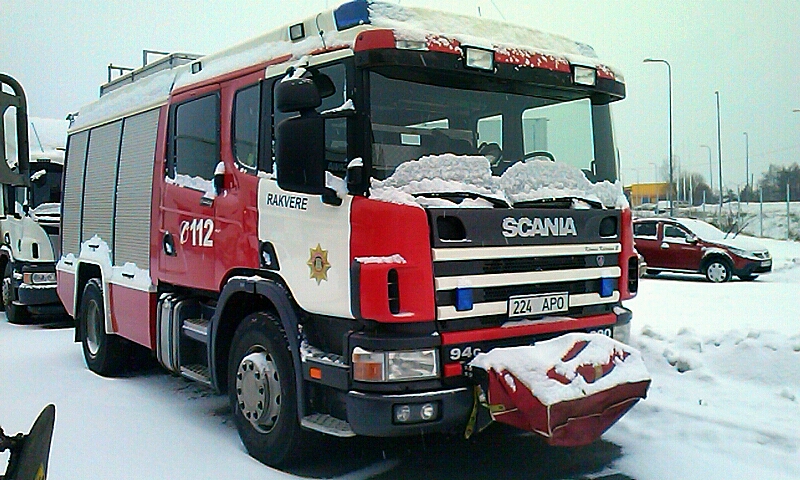 * endine Rakvere 1-2 (224APO)
Scania P94 GB 4X2 NZ220 Rosenbauer TLF 2500 "Kärmas Katariina III" (2001) - 2500L
Tallinn
(ex. Rakvere > Narva > Rakvere 13 ja 12 > Päästekool > JJVV) 
