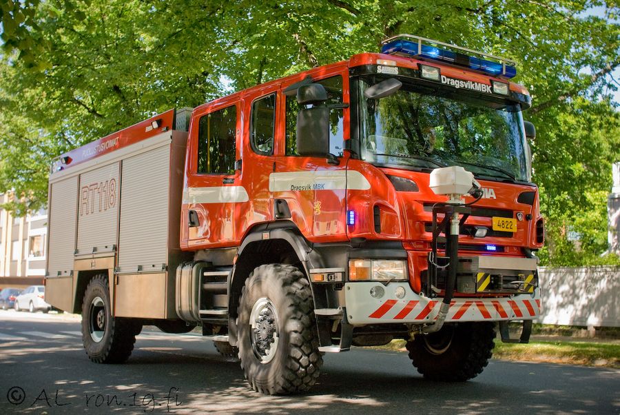 Soome, Raasepori T118 (4822)
Scania 4x4 (2007)
Armee päästeauto, Dragsvik garnison tuletõrje brigaad. 
