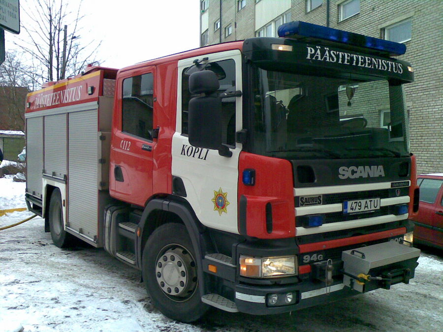* endine Kopli 1-1 (479ATU)
Scania P94 GB 4X2 NZ300 Saurus FS 30 Urban "Meite Mathilde" (2004) - 3000L
14.02.2009
Kopli, Tallinn
(ex Keila > Kopli > Mustvee > Alatskivi > Kõpu VPK)
