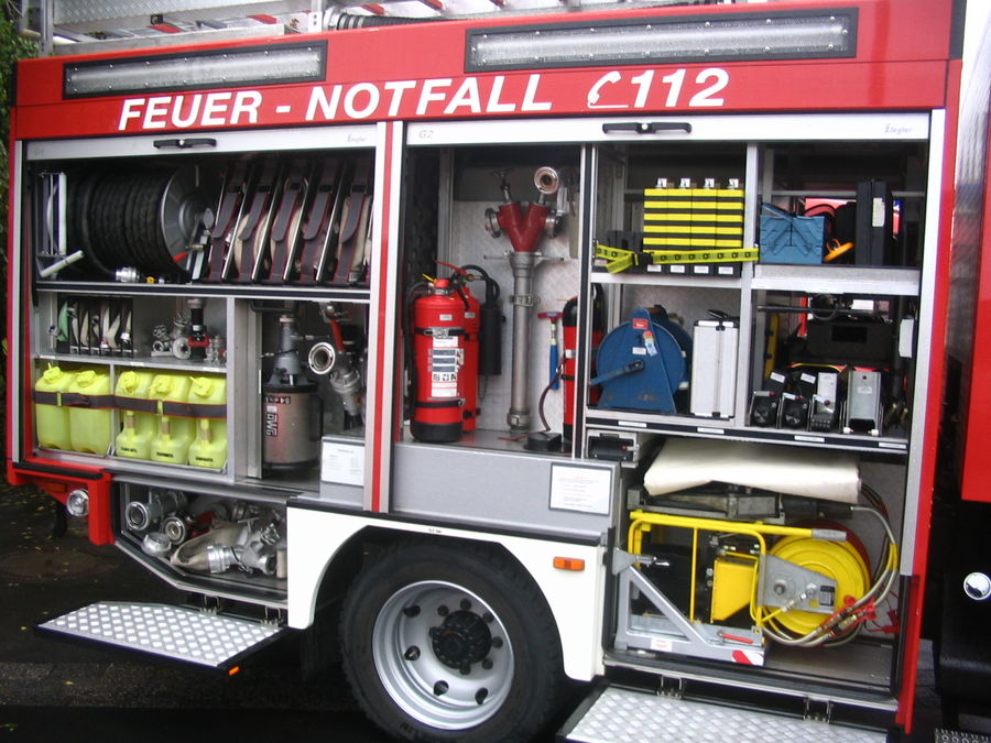 Neunkirchen-Seelscheidi tuletõrje kustutusauto päästevarustus, Saksamaa
MAN 14.264 Ziegler
03.09.2006
Neunkirchen-Seelscheid, Saksamaa
