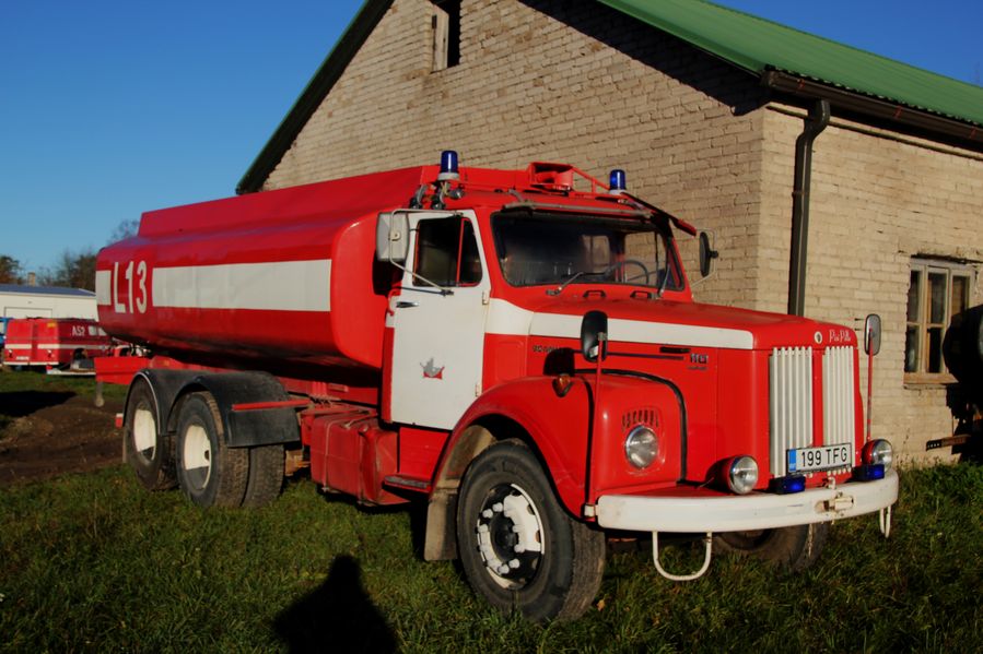 Endine Alatskivi 2-1 (199TFG)
Scania LS110S 42 6x2 "Pisi Pille" (1973) - 12000L
19.10.2018
Järva-Jaani
