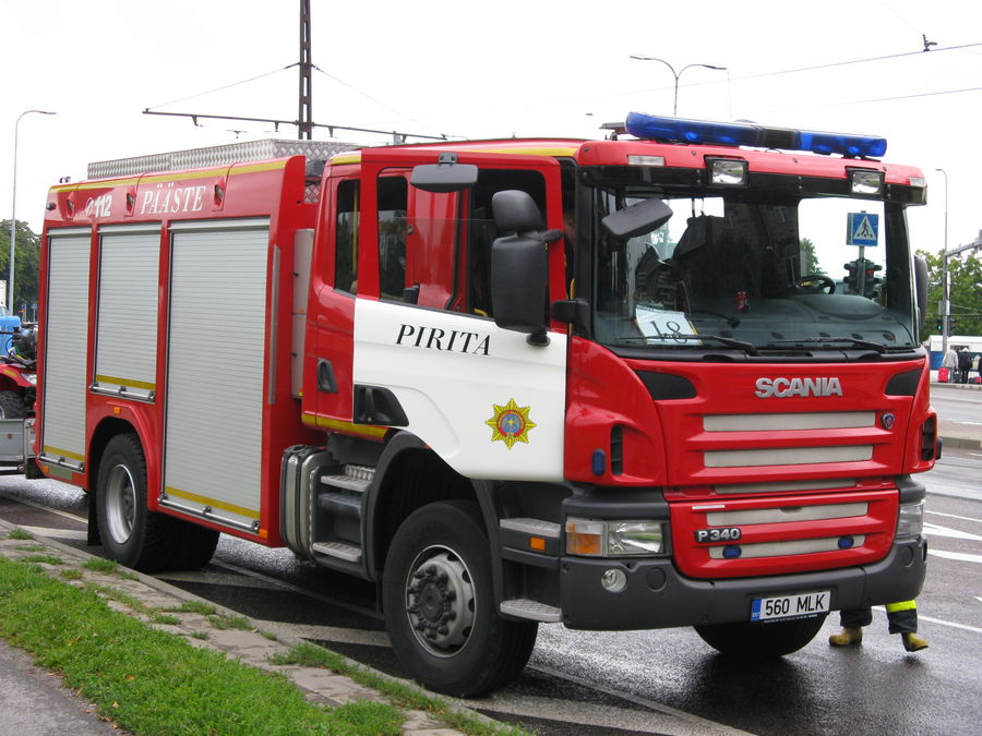 * endine Pirita 1-1 (560MLK)
Scania P340 CB 4x4 Wawrzaszek "Barbara" (2008) - 3000 L
06.09.2009
Tallinn
(ex Pirita > Assaku > Tabivere)
