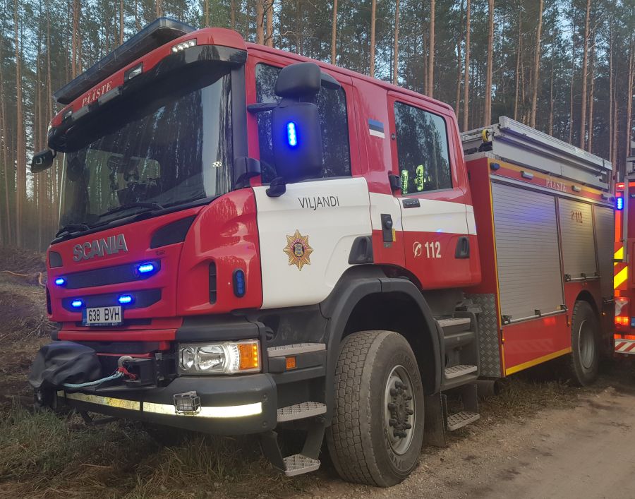 Viljandi 1-1 (638BVH)
Scania P400 CB 4X4 EHZ WISS "Krõõt" (2017) - 2800 L
01.05.2019
Vaibla, Viljandimaa
